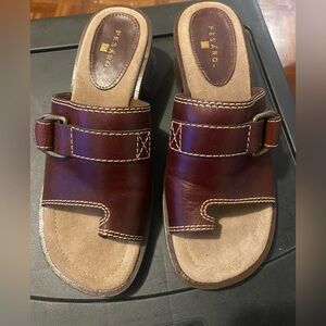 Pesáro sandals
